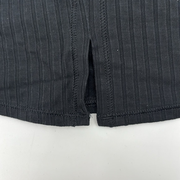 Aerie Ribbed Black Strappy Crop Top with lace detail size Medium NWT - Picture 5 of 11